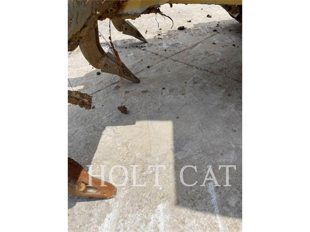 CAT D6 XELGPVP Spycharki gąsienicowe