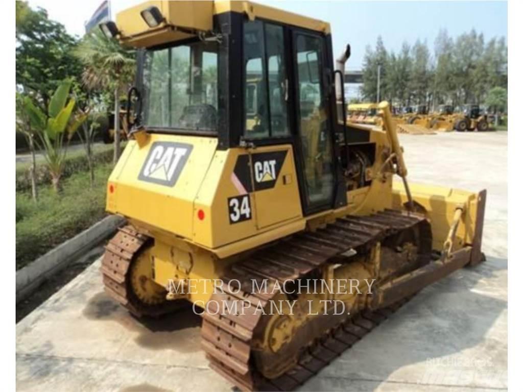 CAT D6G Spycharki gąsienicowe
