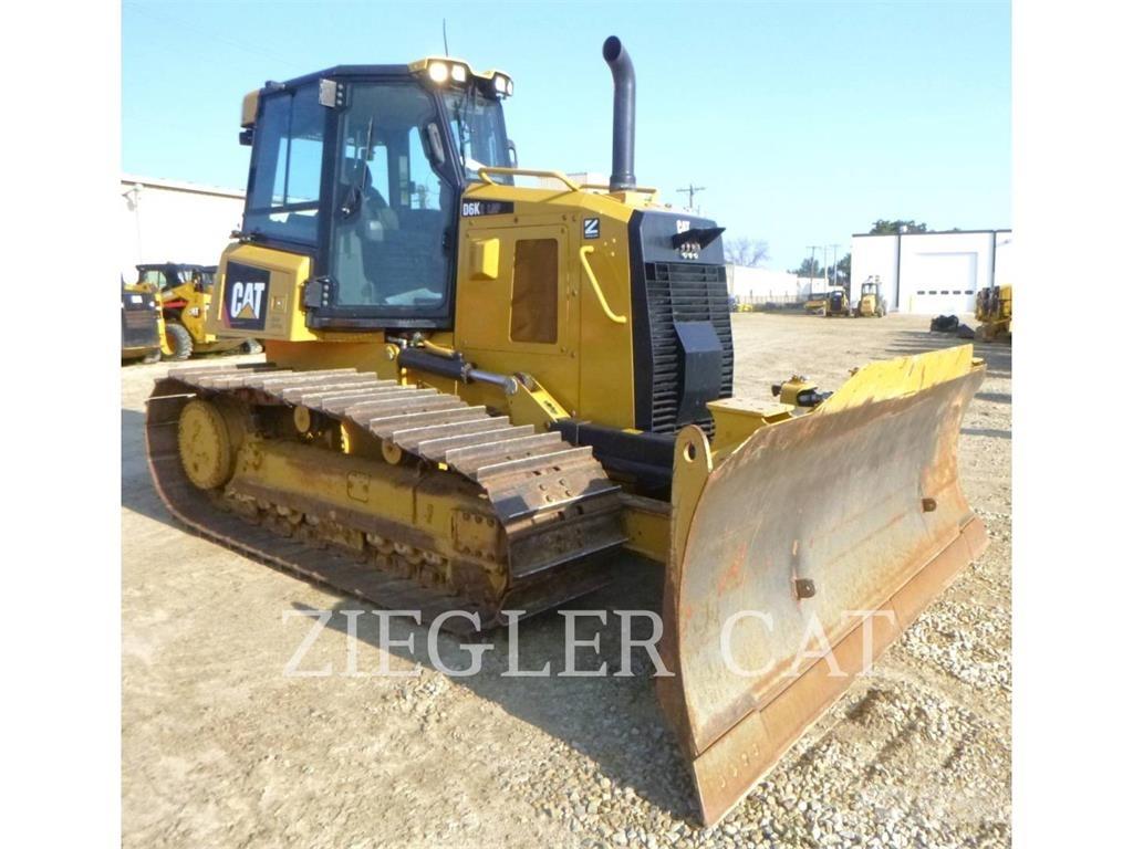 CAT D6K2 Spycharki gąsienicowe