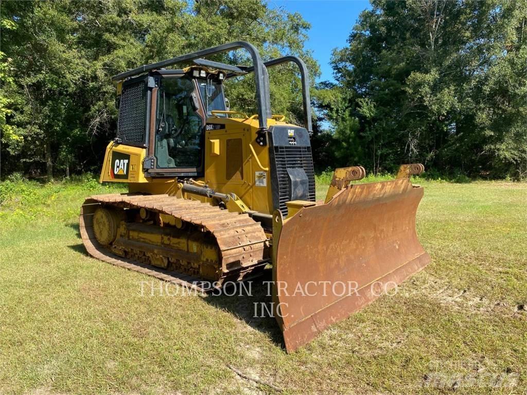 CAT D6K2 Spycharki gąsienicowe
