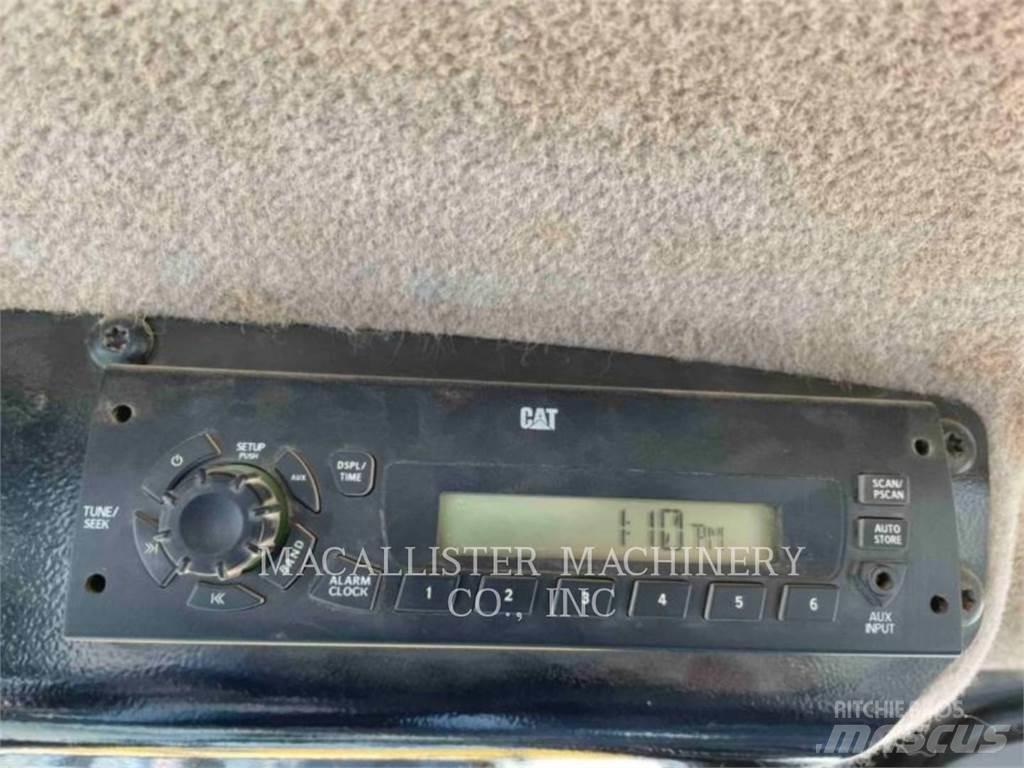 CAT D6K2LGP Spycharki gąsienicowe