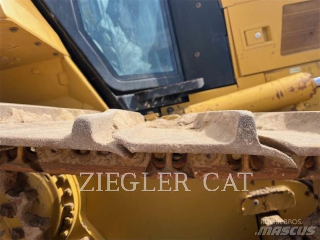 CAT D6N Spycharki gąsienicowe