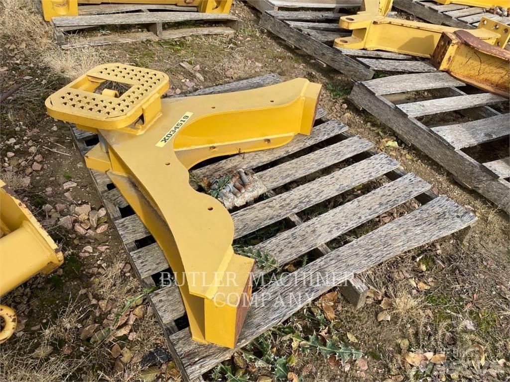 CAT D6NDRAWBAR Maszyny budowlane - Inne