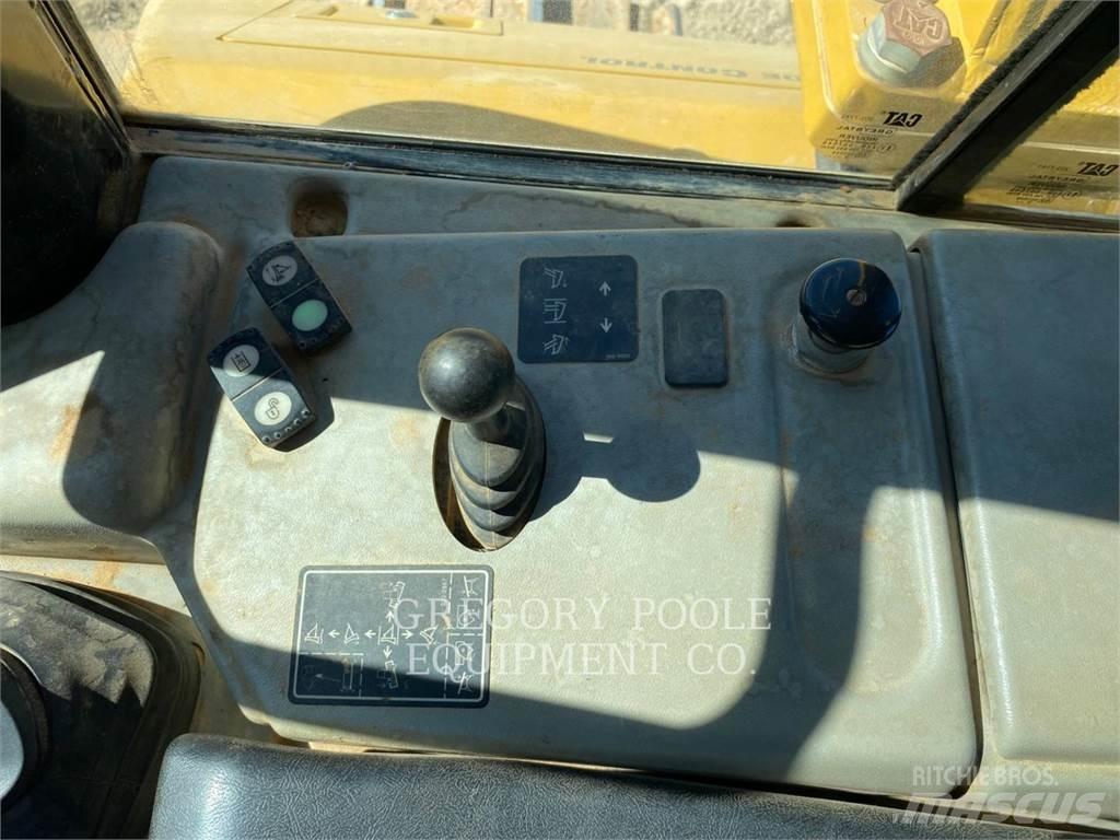 CAT D6NLGP Spycharki gąsienicowe