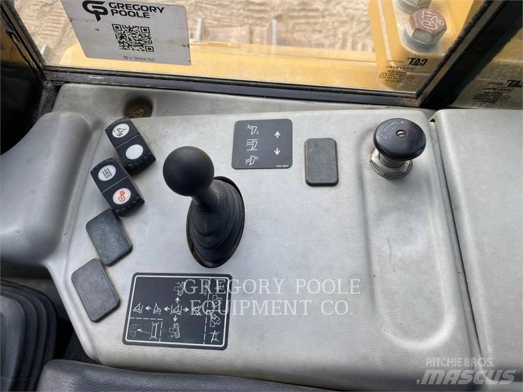 CAT D6NLGP Spycharki gąsienicowe