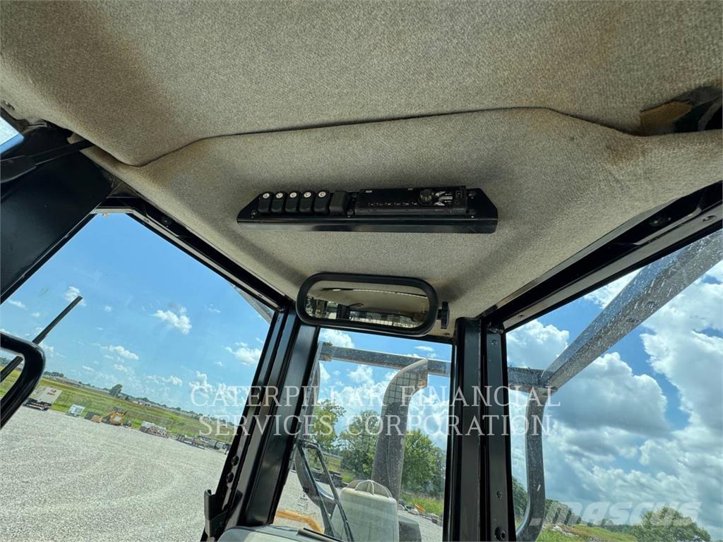 CAT D6NLGP Spycharki gąsienicowe