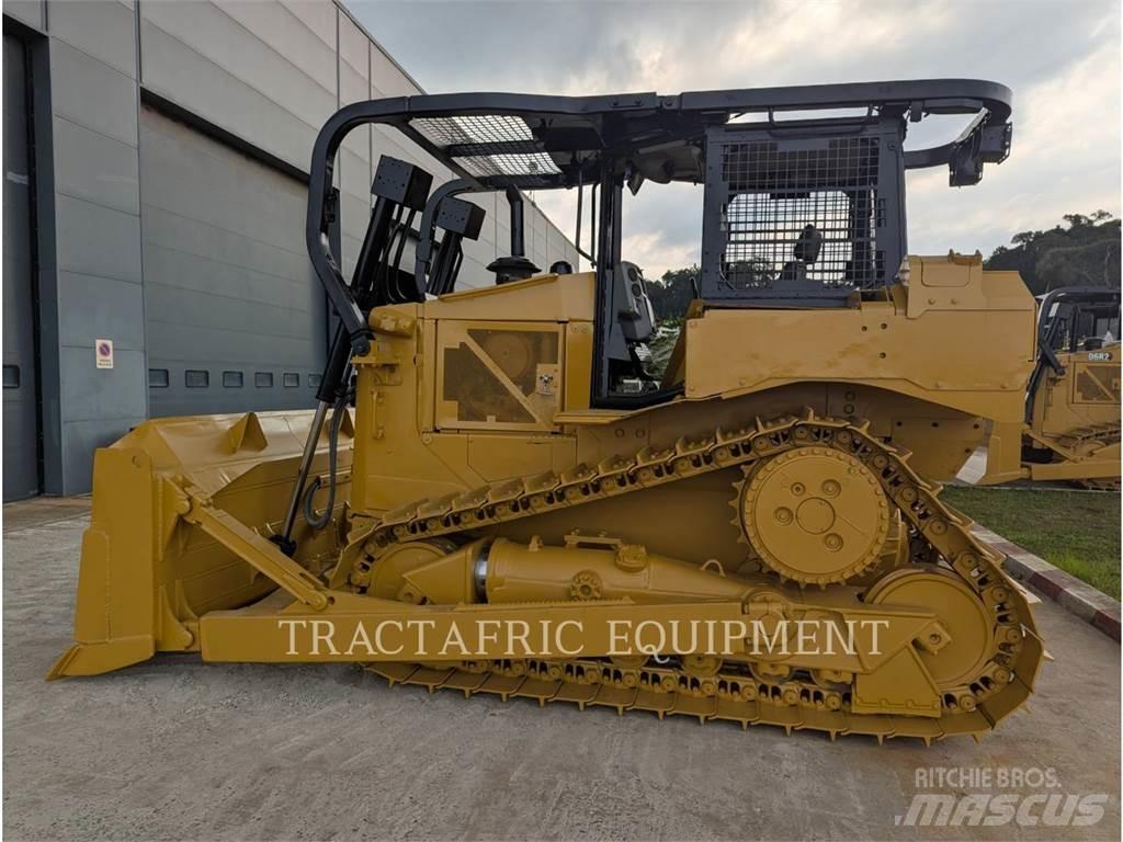 CAT D6R2 Spycharki gąsienicowe