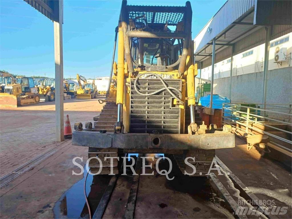 CAT D6T Spycharki gąsienicowe