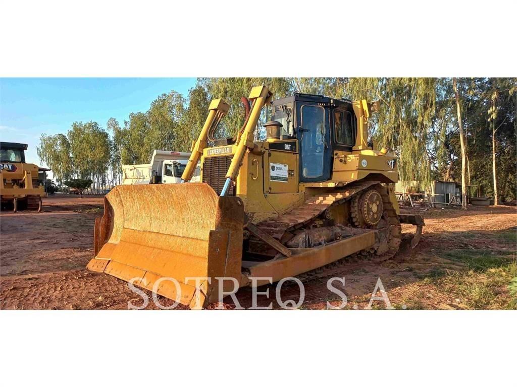 CAT D6T Spycharki gąsienicowe