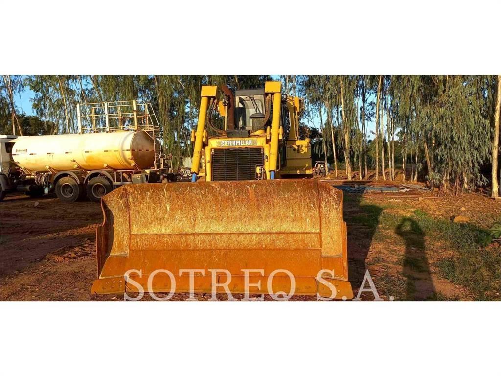CAT D6T Spycharki gąsienicowe