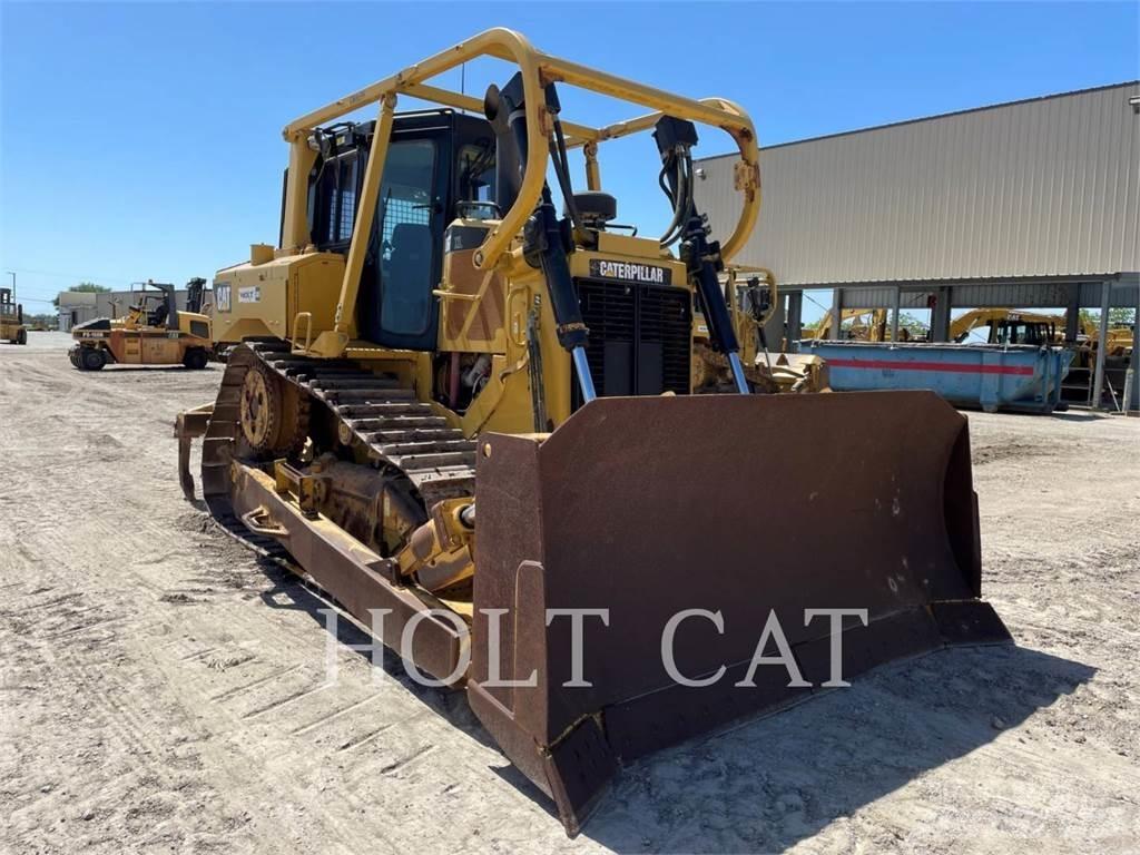 CAT D6T Spycharki gąsienicowe