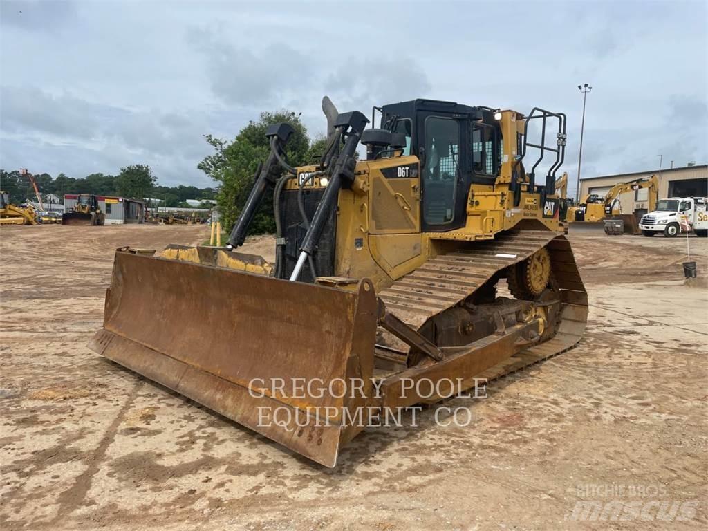 CAT D6T Spycharki gąsienicowe