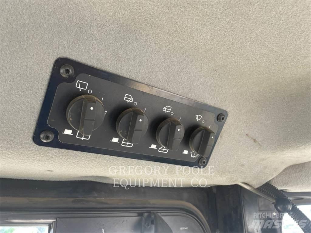 CAT D6T Spycharki gąsienicowe