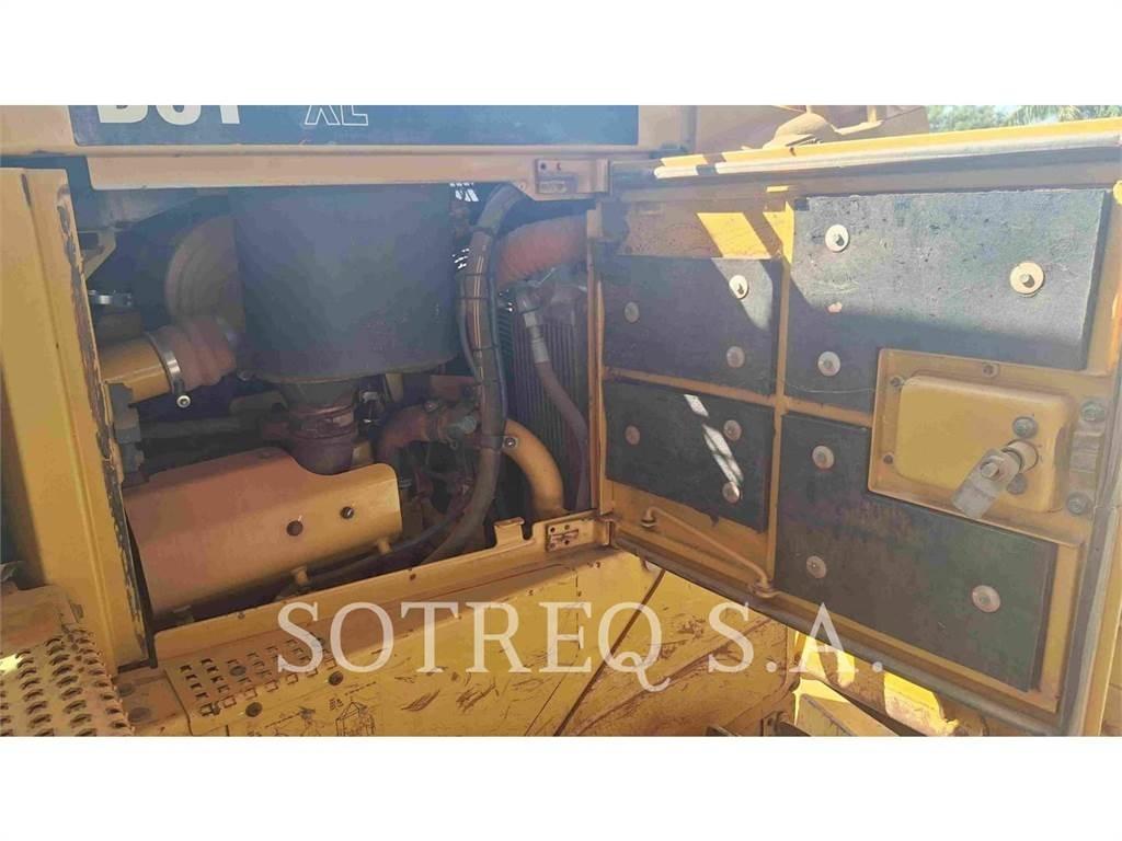 CAT D6T Spycharki gąsienicowe