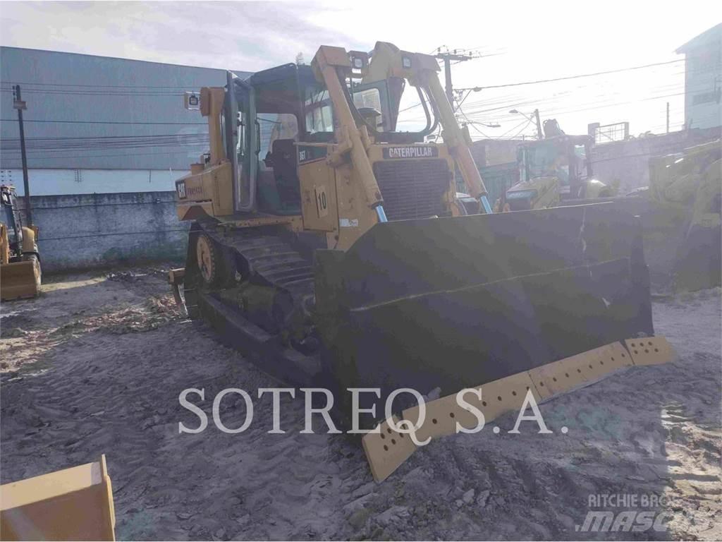 CAT D6T Spycharki gąsienicowe