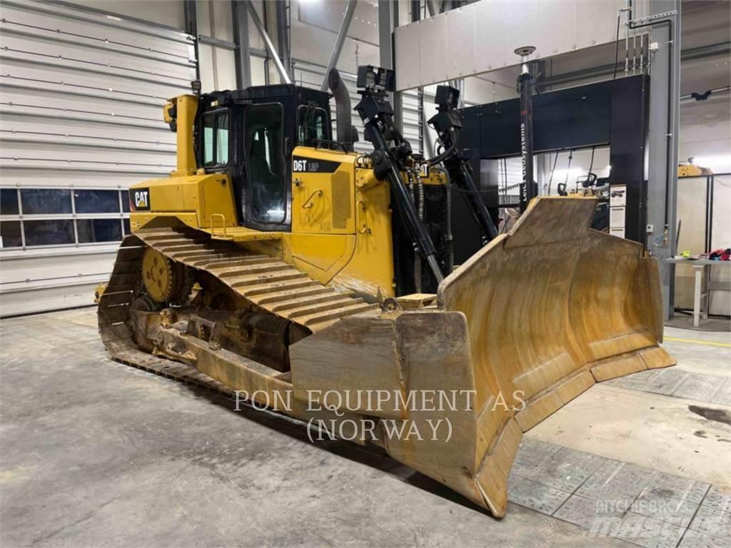 CAT D6T Spycharki gąsienicowe