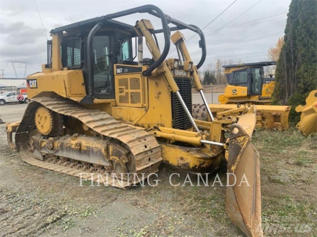 CAT D6T Spycharki gąsienicowe