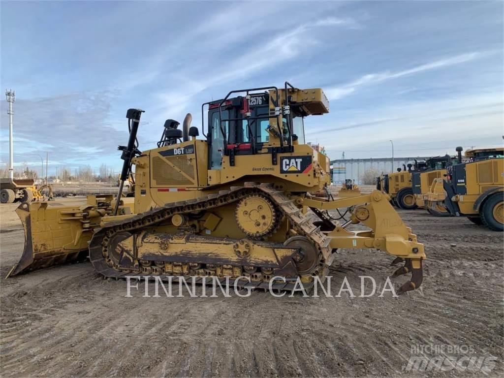 CAT D6T Spycharki gąsienicowe