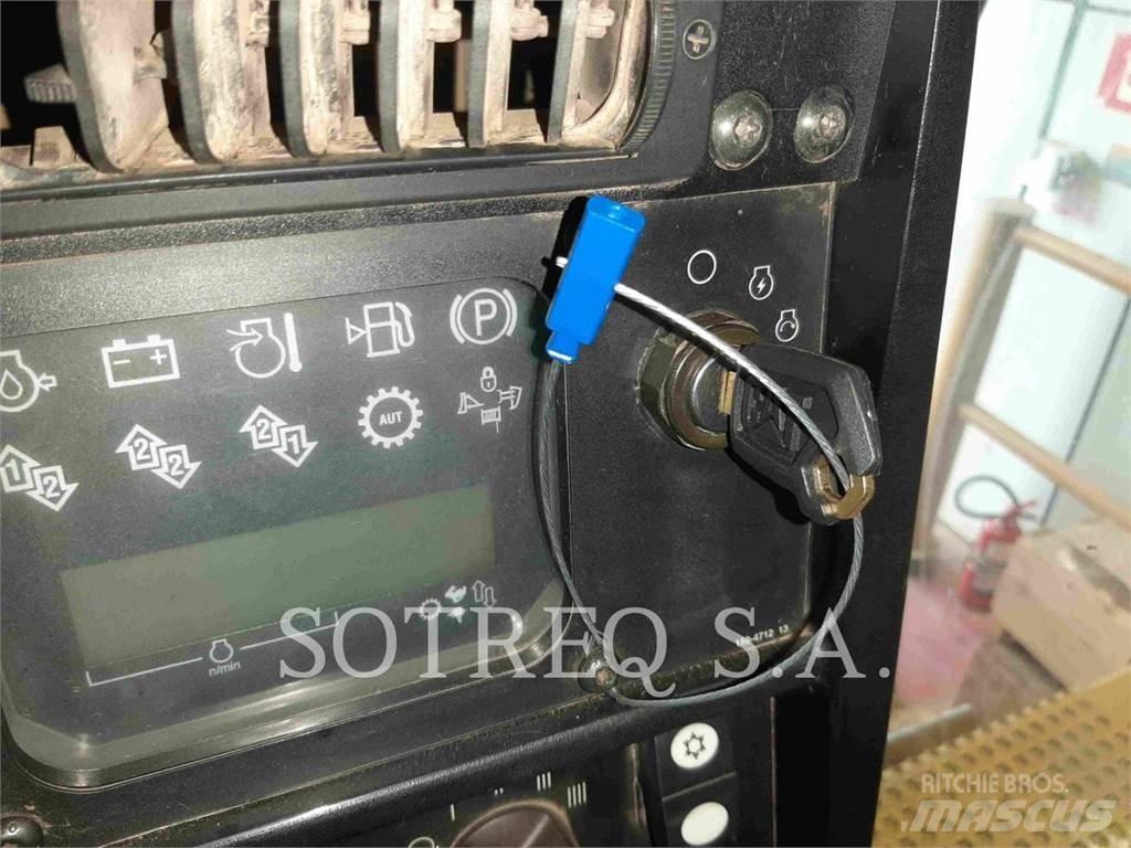 CAT D6T Spycharki gąsienicowe
