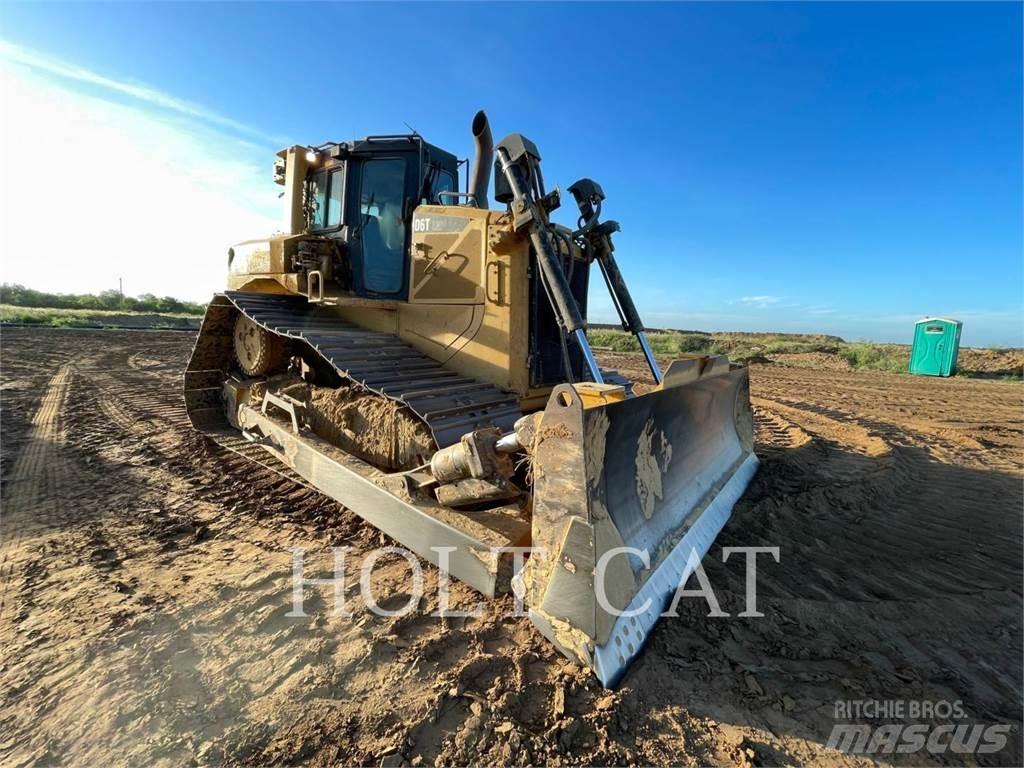 CAT D6T Spycharki gąsienicowe