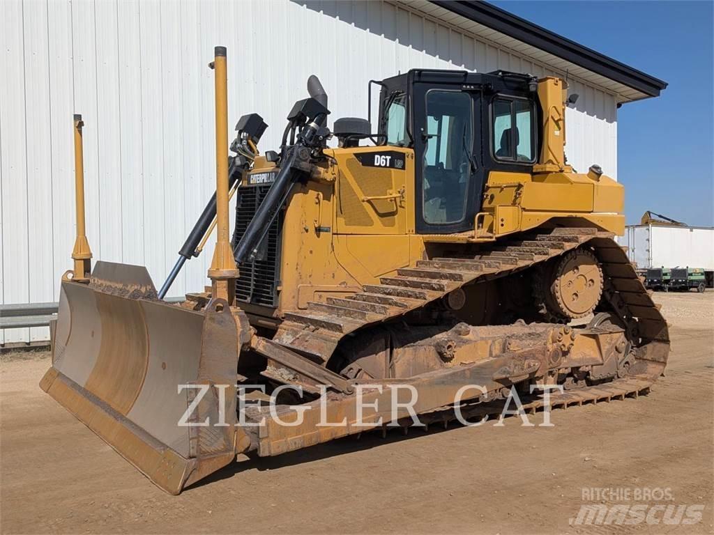 CAT D6T Spycharki gąsienicowe