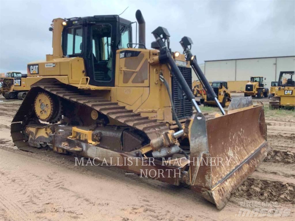 CAT D6T Spycharki gąsienicowe