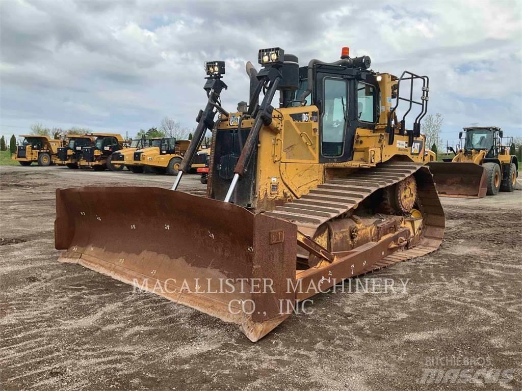 CAT D6T Spycharki gąsienicowe