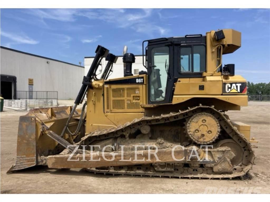 CAT D6T Spycharki gąsienicowe