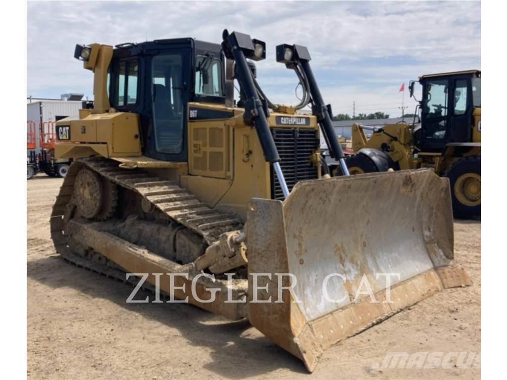 CAT D6T Spycharki gąsienicowe