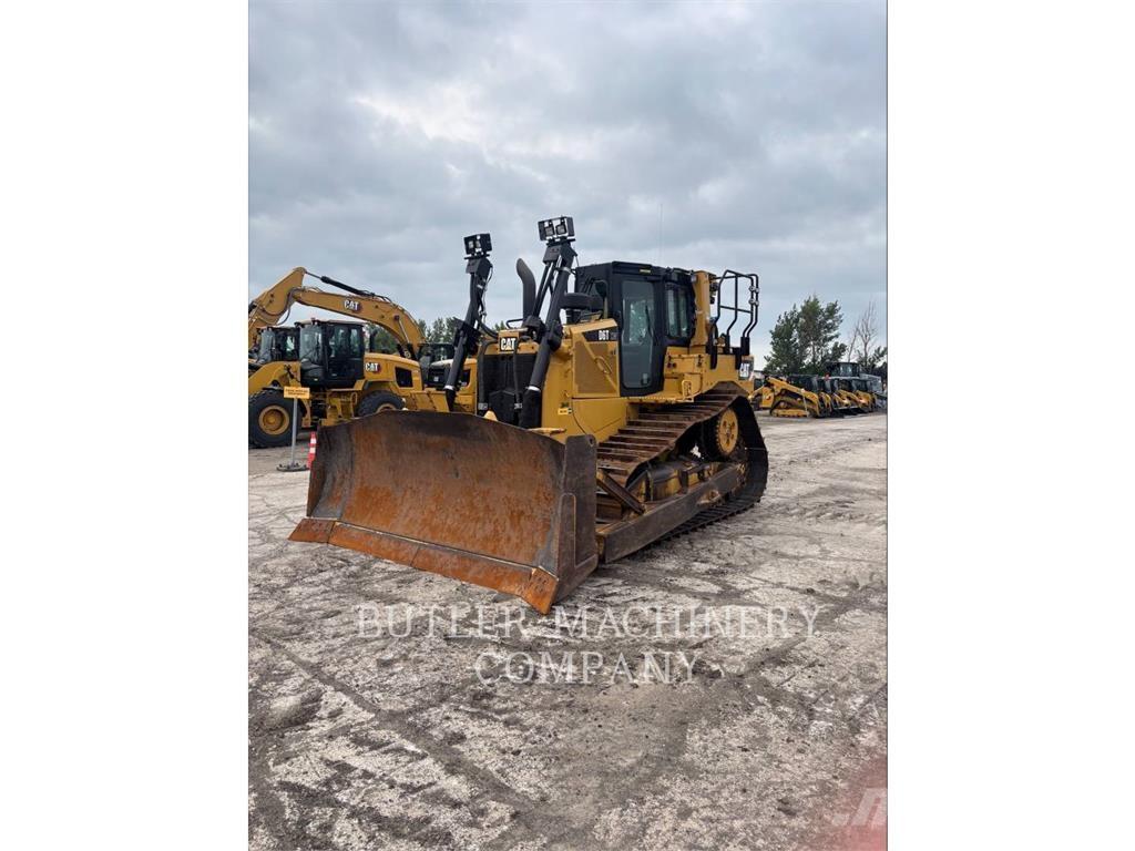 CAT D6T Spycharki gąsienicowe