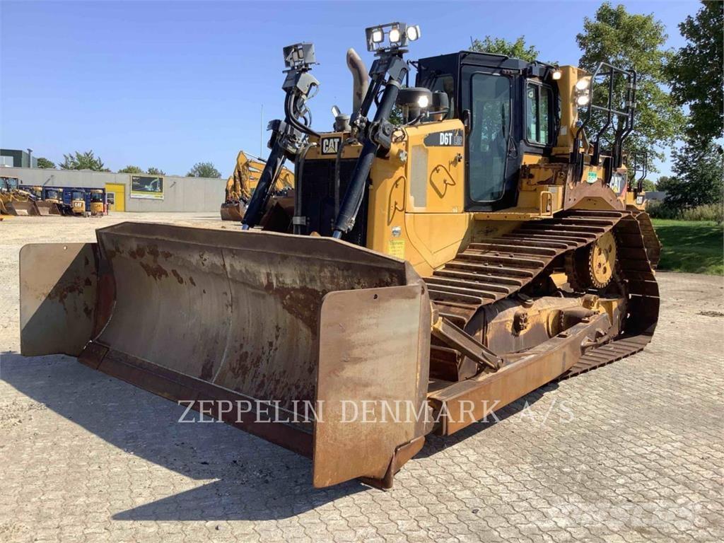 CAT D6T Spycharki gąsienicowe