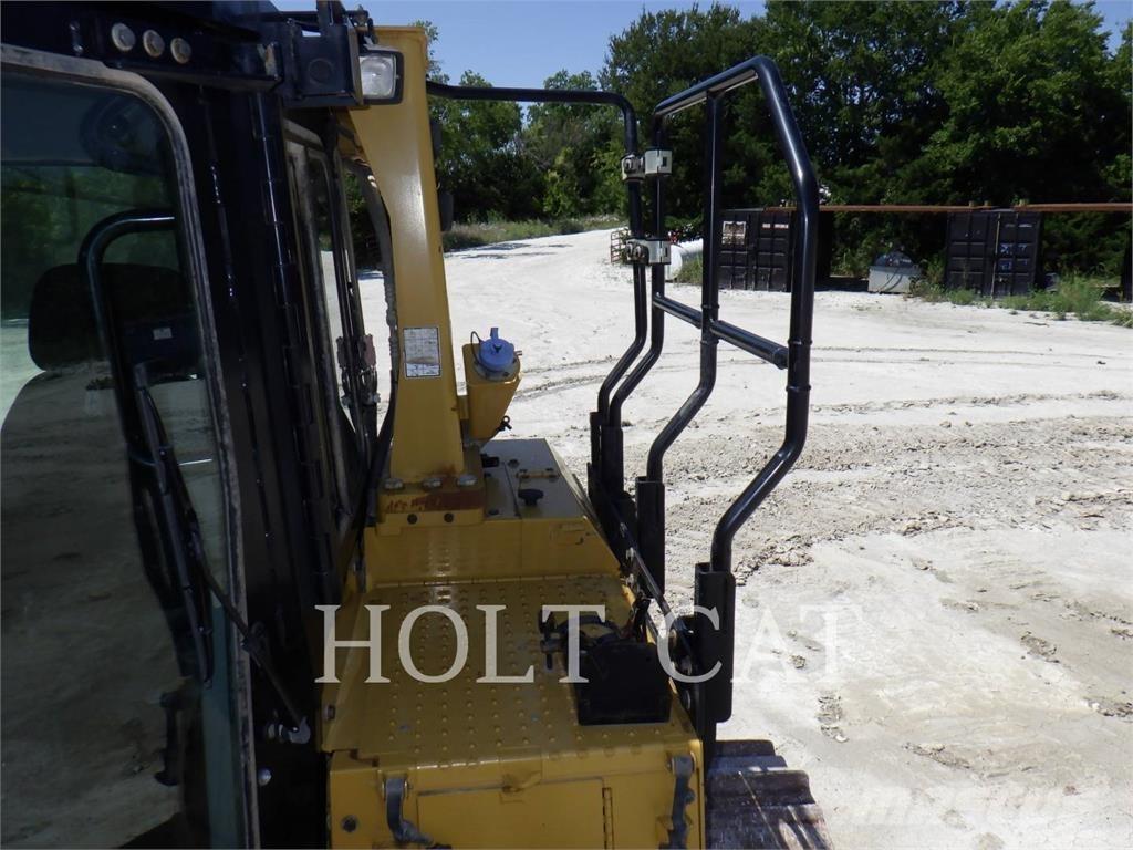 CAT D6T Spycharki gąsienicowe