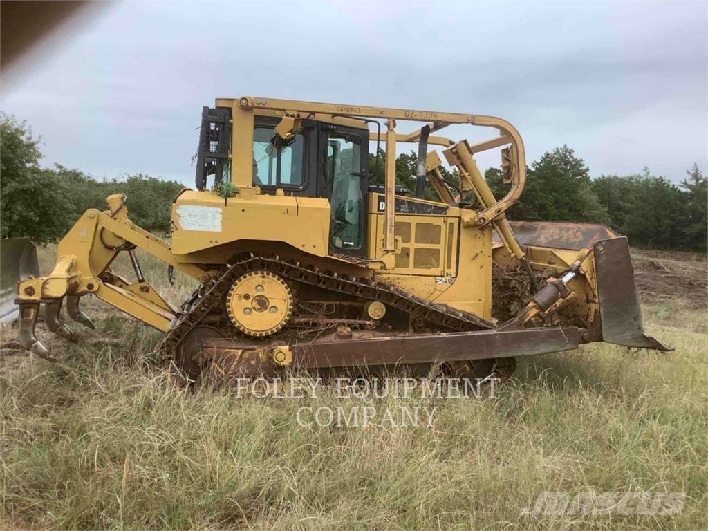 CAT D6T Spycharki gąsienicowe