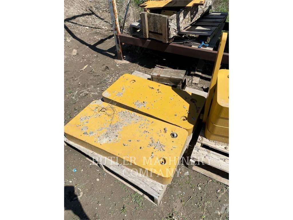 CAT D6T COUNTERWEIGHTS Maszyny budowlane - Inne