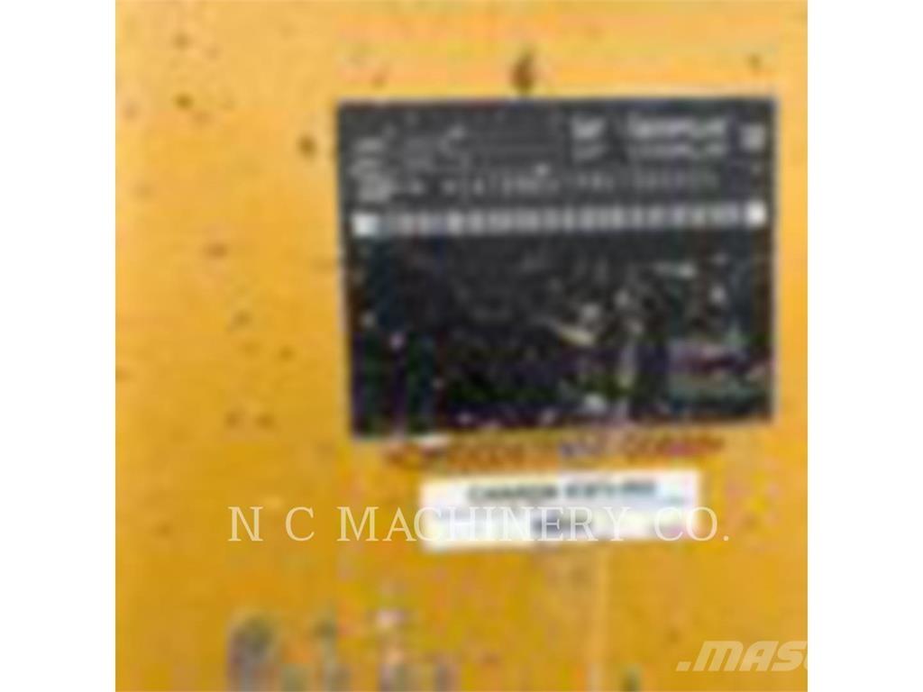 CAT D6T LGPVP Spycharki gąsienicowe