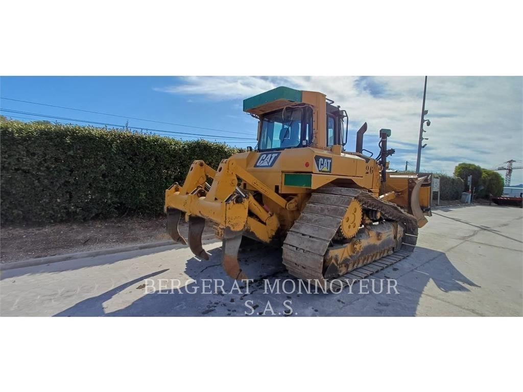 CAT D6T3B XW Spycharki gąsienicowe