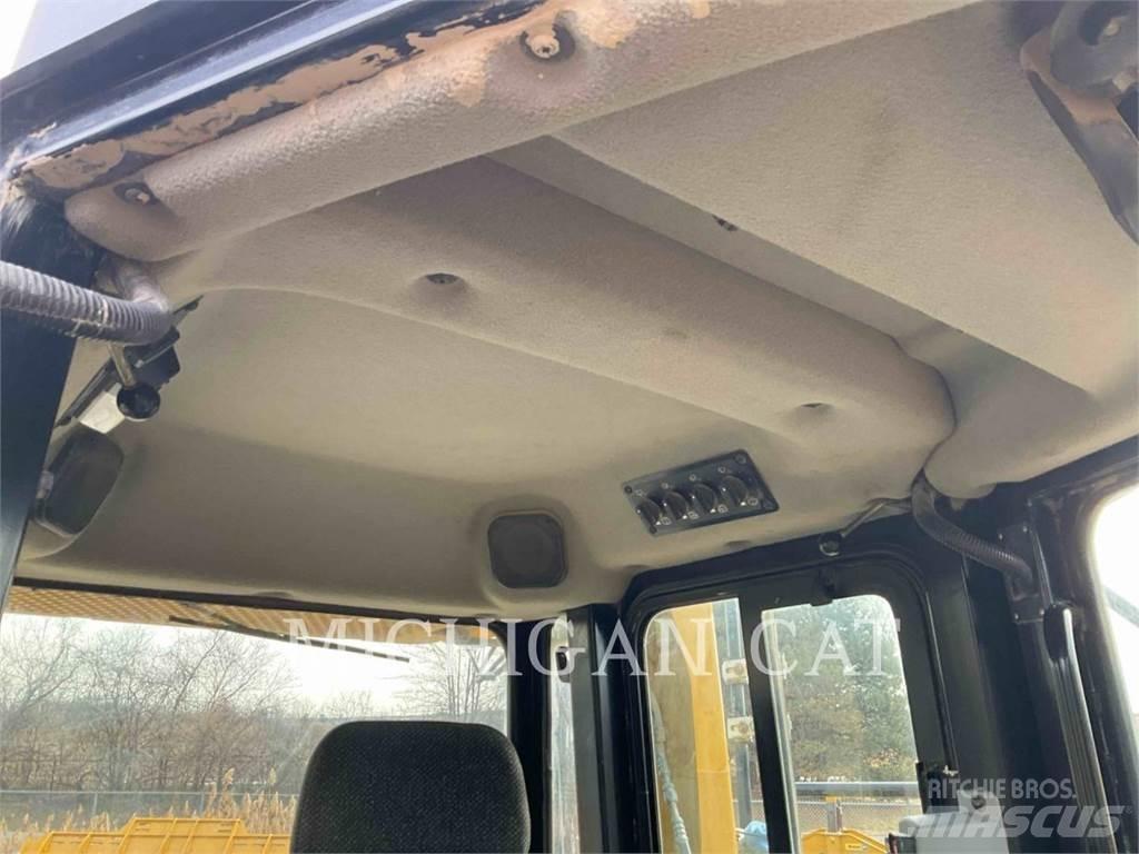 CAT D6TL AHZ24F Spycharki gąsienicowe