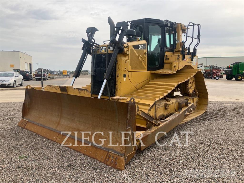 CAT D6TLGP Spycharki gąsienicowe