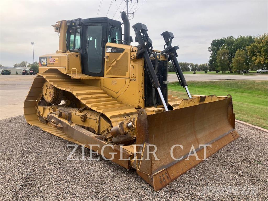 CAT D6TLGP Spycharki gąsienicowe