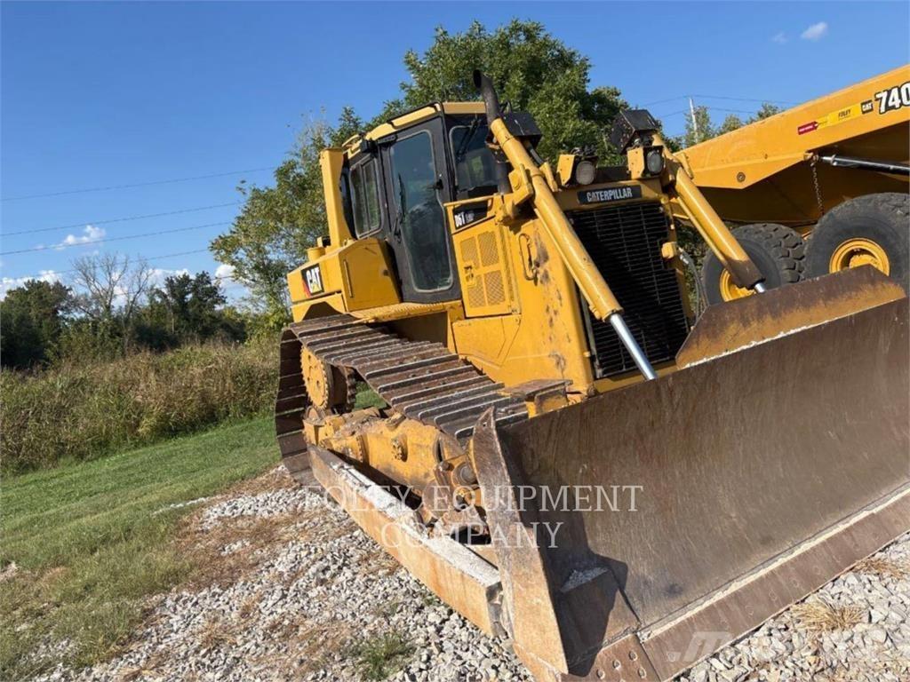 CAT D6TLGP Spycharki gąsienicowe