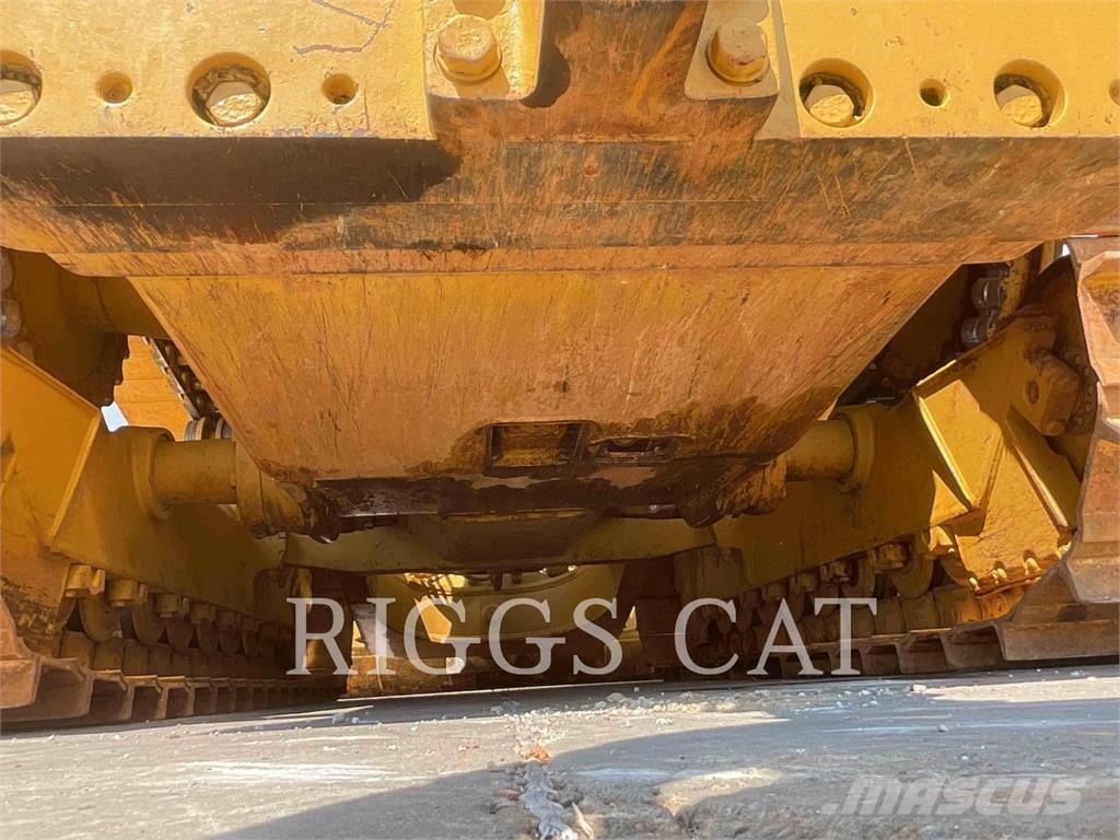 CAT D6TVP Spycharki gąsienicowe