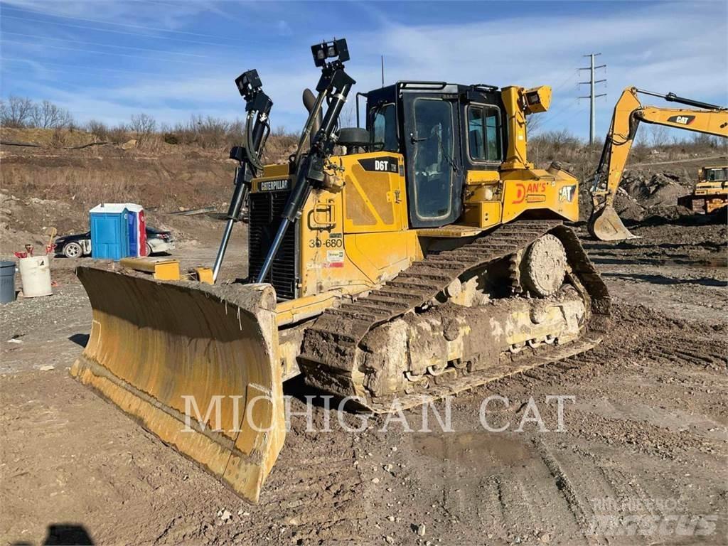 CAT D6TXW VZ2 Spycharki gąsienicowe
