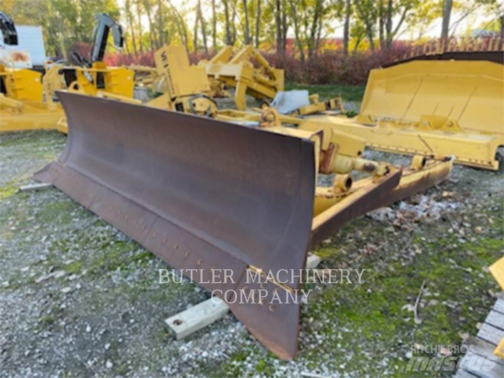 CAT D7 A BLADE Lemiesze