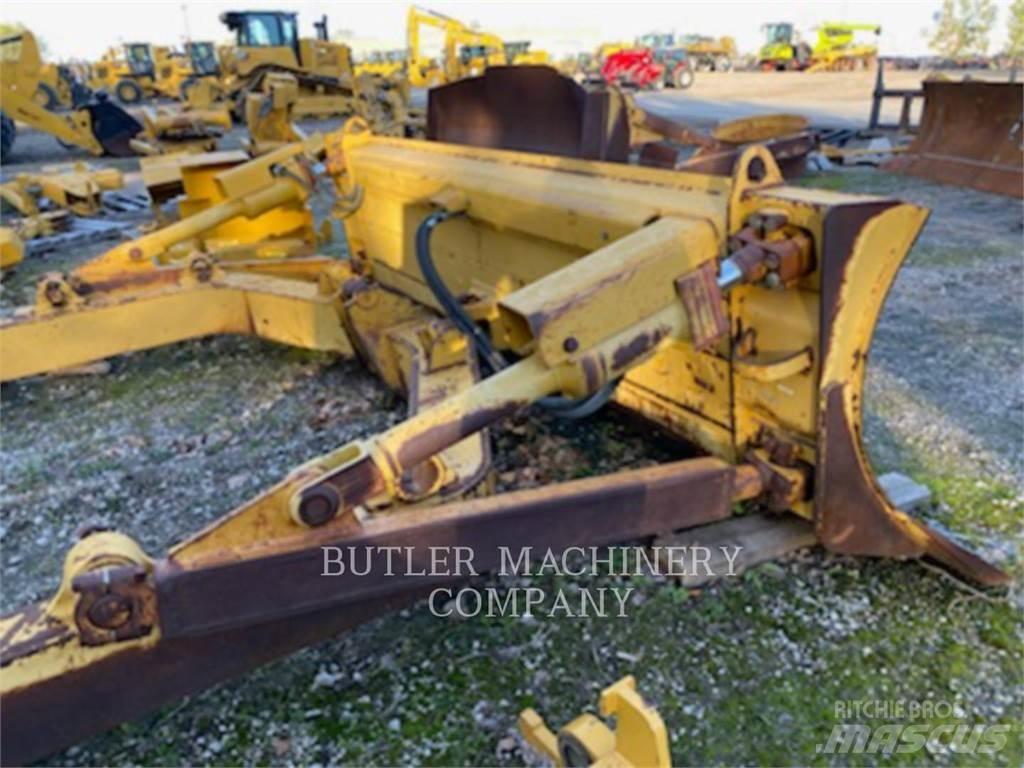 CAT D7 A BLADE Lemiesze