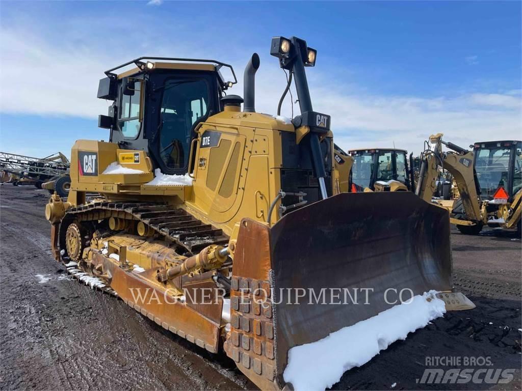 CAT D7E Spycharki gąsienicowe