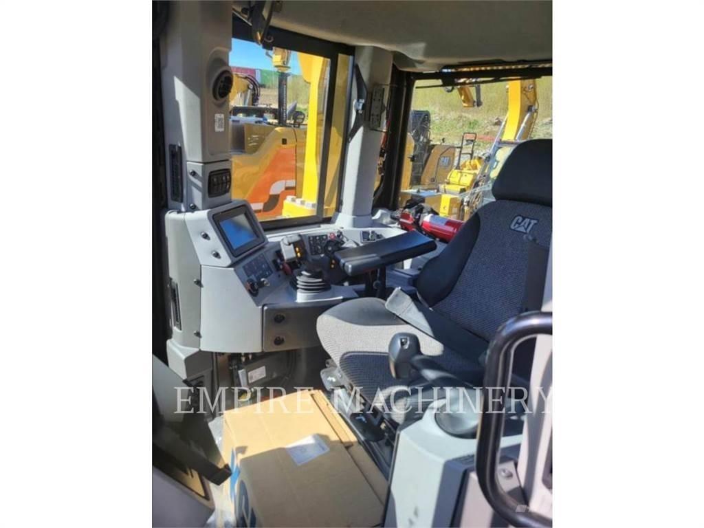 CAT D8-21 Spycharki gąsienicowe