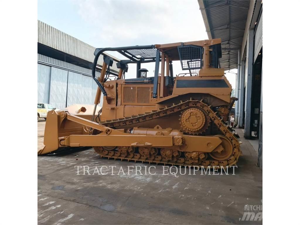 CAT D8N Spycharki gąsienicowe