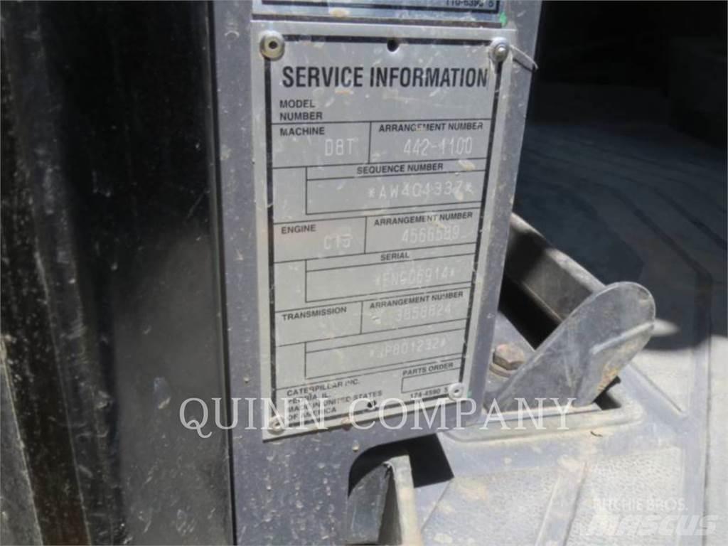 CAT D8T Spycharki gąsienicowe