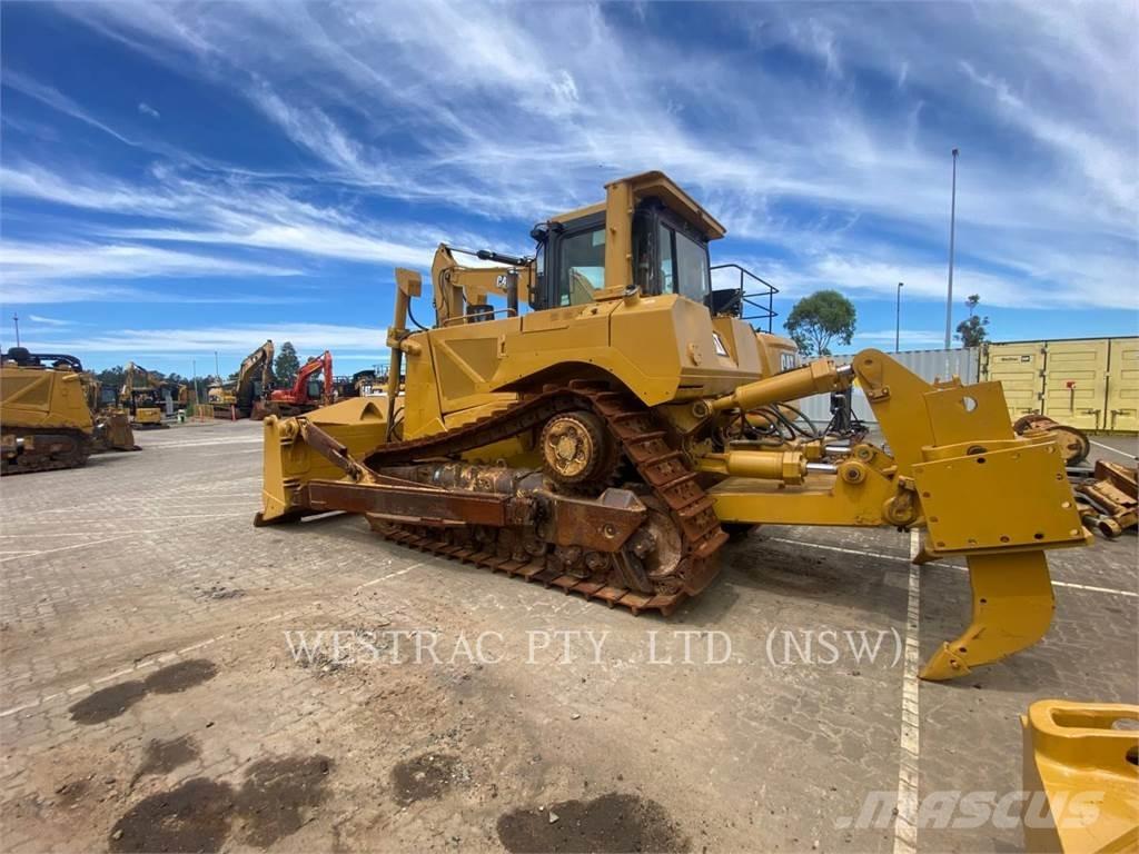 CAT D8T Spycharki gąsienicowe