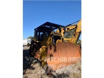 CAT D8T Spycharki gąsienicowe